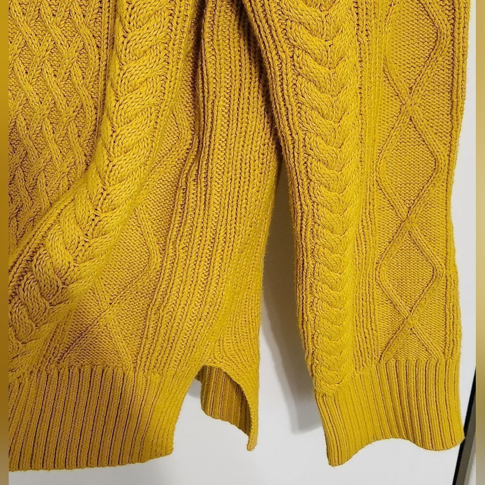 J. Crew Long Cotton Cable-Knit Mockneck Sweater in Mustard BD709 Sz M - Picture 3 of 9